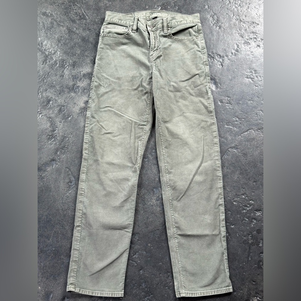 Women’s Pants in Olive Green